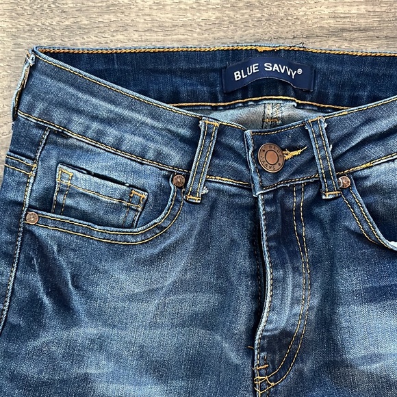 Blue jeans - Picture 2 of 4